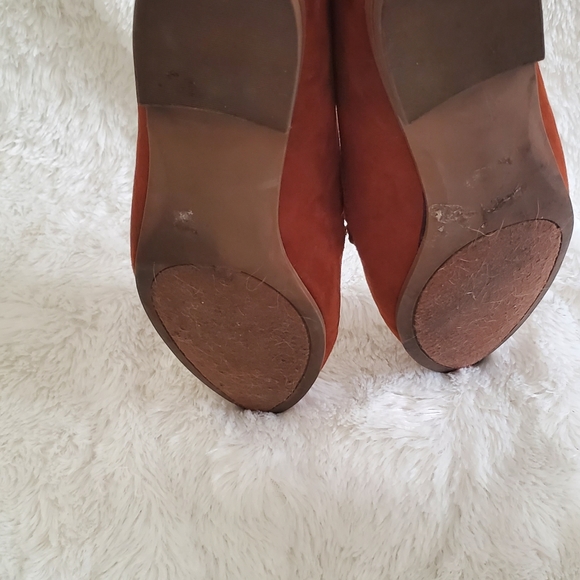 Shoes - Picture 4 of 6